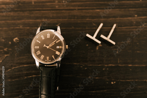 Wallpaper Mural Clock, Groom Cuff Button Grooming, Wedding Preparation Torontodigital.ca