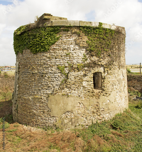 Fotografía An ancient Martello Tower built in England during the Napoleonic Wars