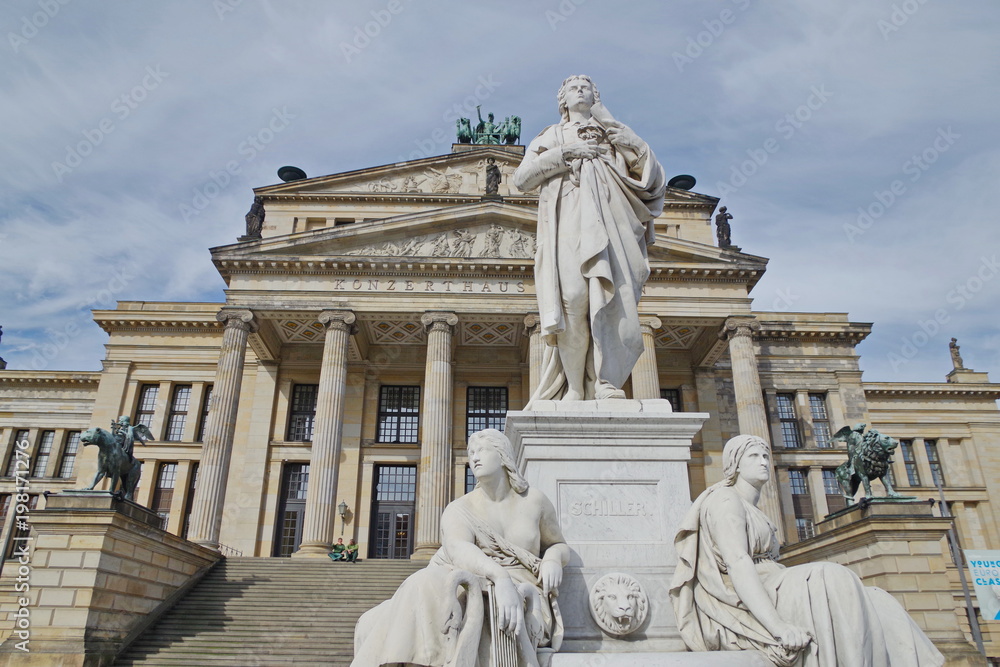 Konzerthaus Berlin with Schiller statue