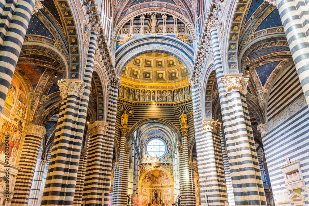 Interior of Siena cathedral (duomo) in Siena, Tuscany, Italy - obrazy, fototapety, plakaty 