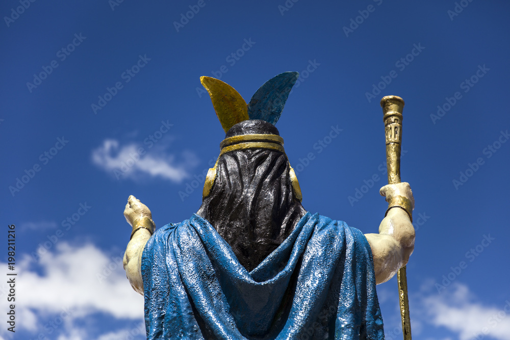 Obraz premium Inca warrior statue at Isla del sol in Bolivia