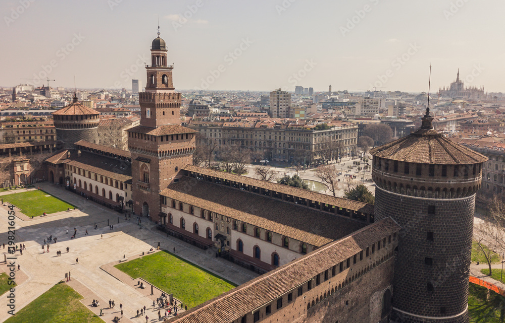 Aerial view of Sforzesco Castle in Milan - obrazy, fototapety, plakaty 