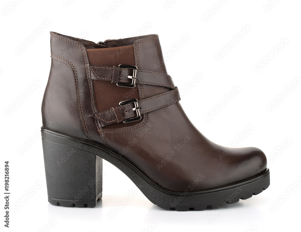 Single brown leather woman winter boot