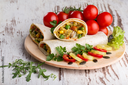Burrito with vegetables