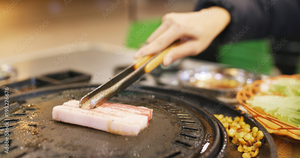 Fototapeta premium Korean BBQ in restaurant