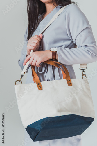 Women hold a bag fasion 
