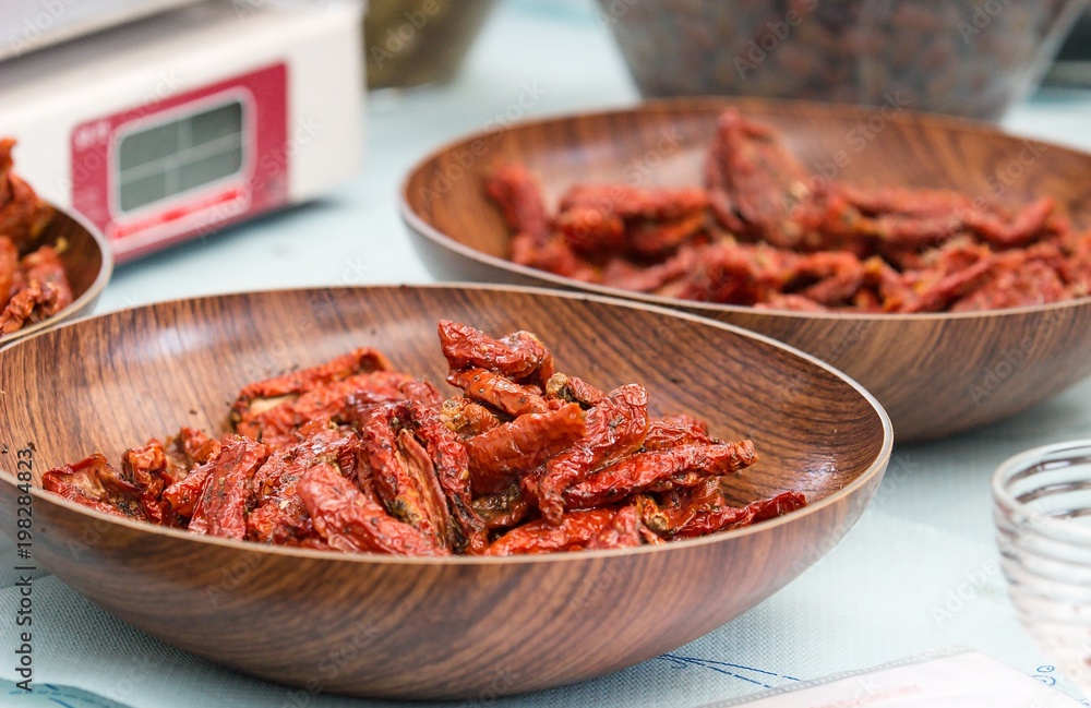 fresh dried tomatoes