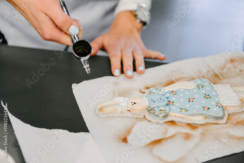 master class painting gingerbread cookies easter rabbit airbrush artist cook