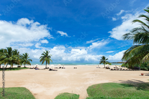  tropical beach in Sri Lanka