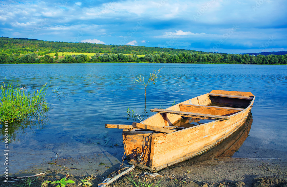Obraz premium river and boat