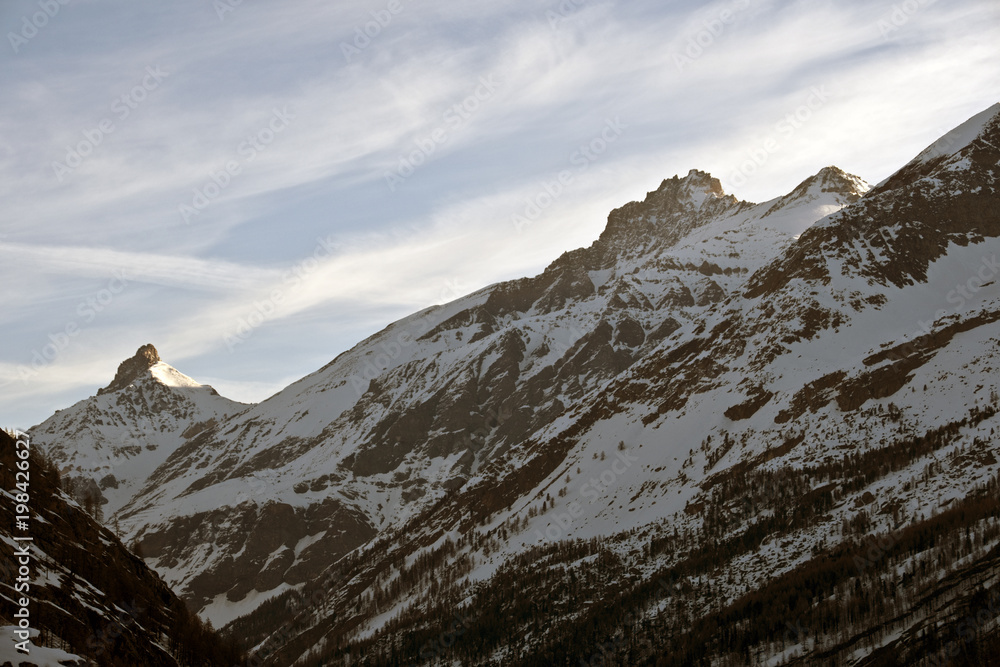 La bella vetta della Grivola,in valle d'Aosta