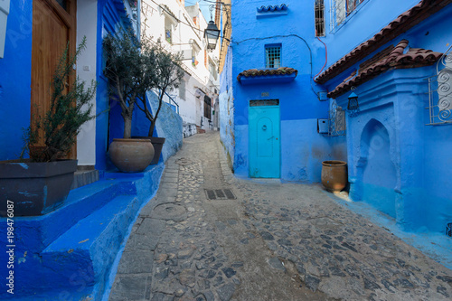 Blue street inside Medina of Chefchaouen © Kokhanchikov