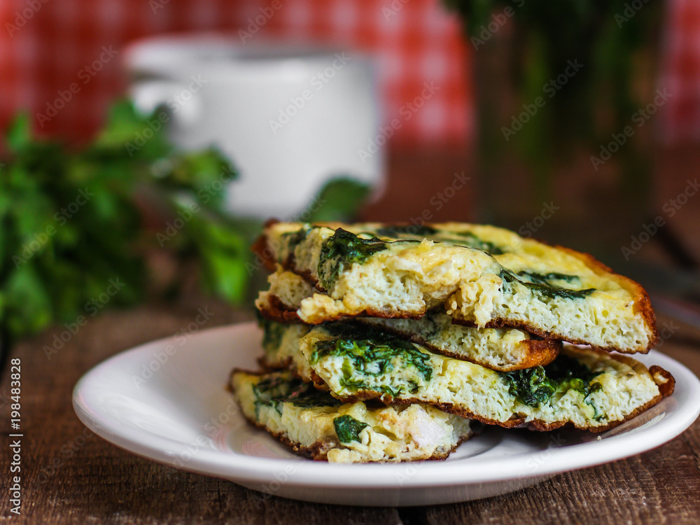 Egg omelet with spinach