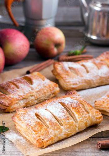 Puff pastry with apples and powdered sugar
