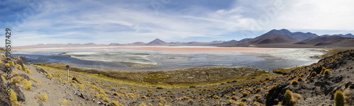 Laguna Colorada in Bolivia © BGStock72
