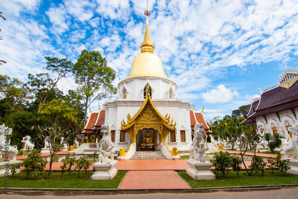 Wat Padarapirom in the forest