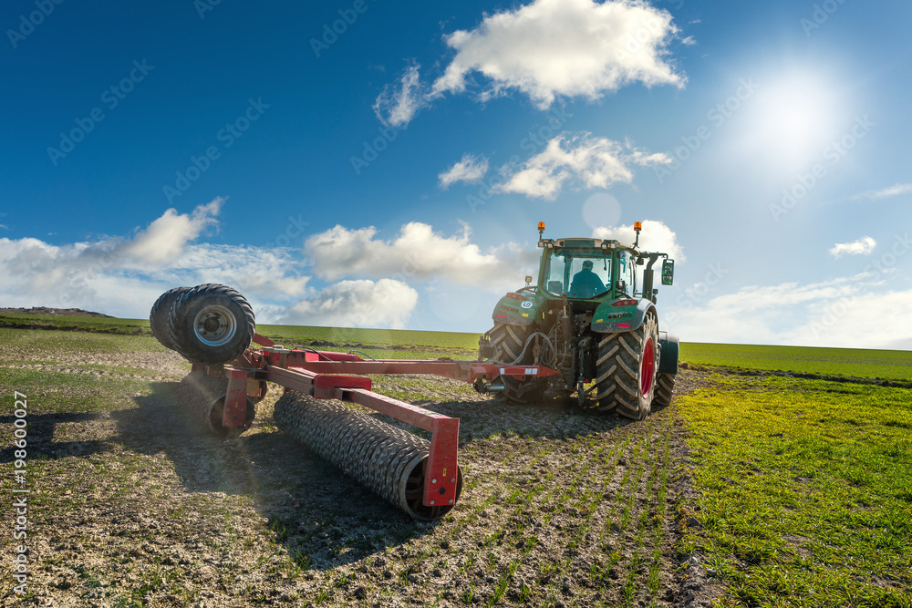 Obraz premium agriculteur au travail