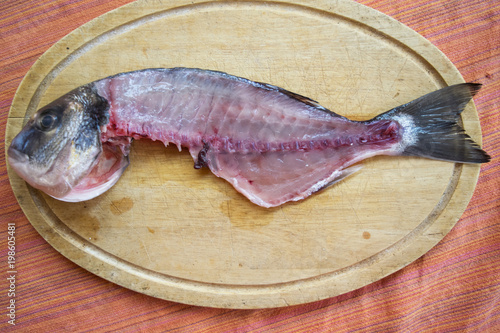 skeleton of gilthead already filleted