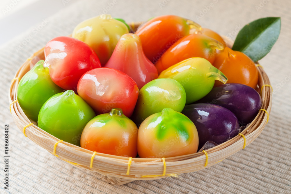 Marzipan fruits (Thai style dessert) Marzipan fruits (Thai style dessert)