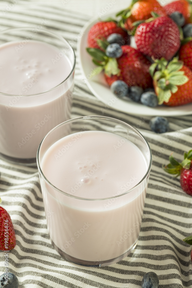 Healthy Organic Drinkable Yogurt Berry Kefir Healthy Organic Drinkable Yogurt Berry Kefir