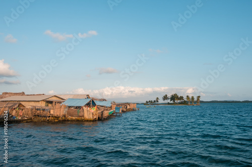 Kuna village on island, Guna Yala, San Blas Island, Panama -