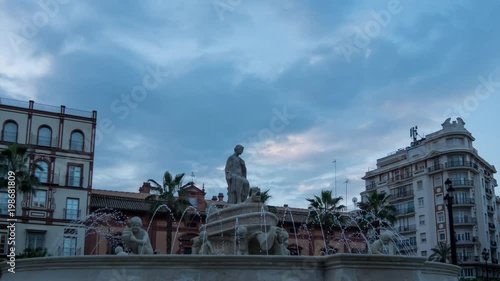 Timelapse of Hispalis Fountain in the evening