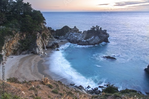 McWay Falls Scenic Waterfall Landscape Sunset View Big Sur Central California Coast Pfeiffer Burns State Park