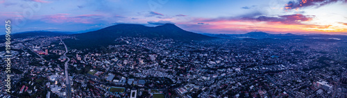 Sunset San Salvador © H-Media