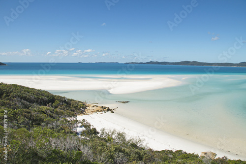 Whitehaven beach © tawunap159