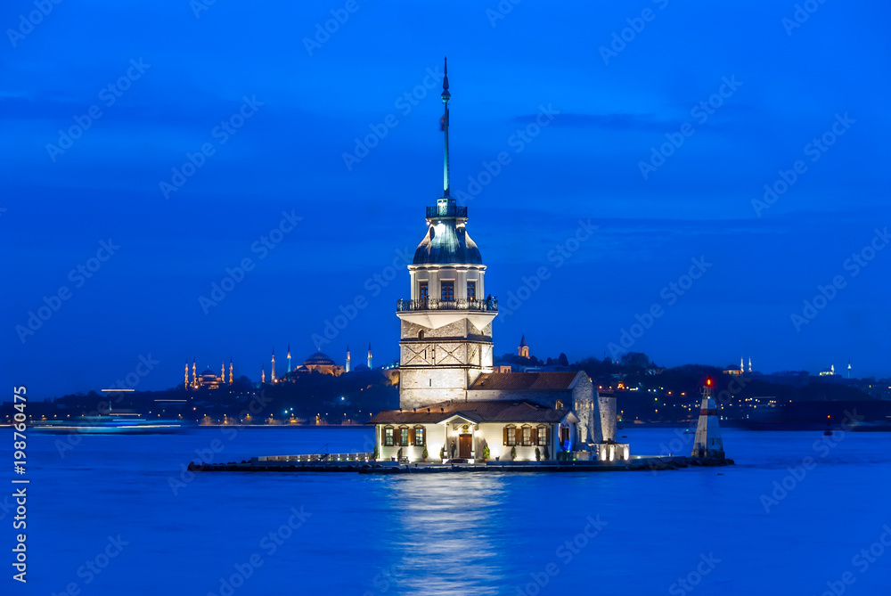 Istanbul, Turkey, 18 April 2006: The Maiden's Tower Istanbul, Turkey, 18 April 2006: The Maiden's Tower