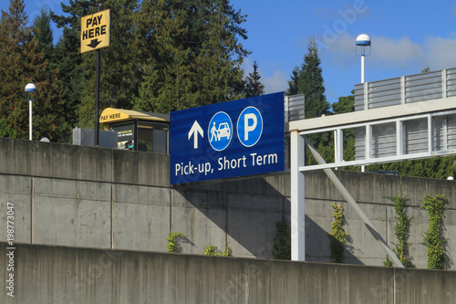 Short term parking sign