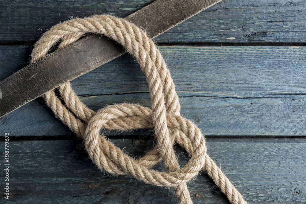 Fototapeta premium Hitching Tie Knot. Rope node.