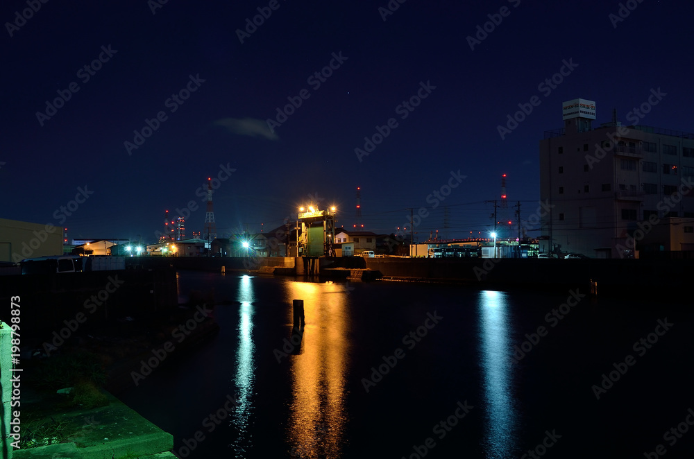 夜の水門