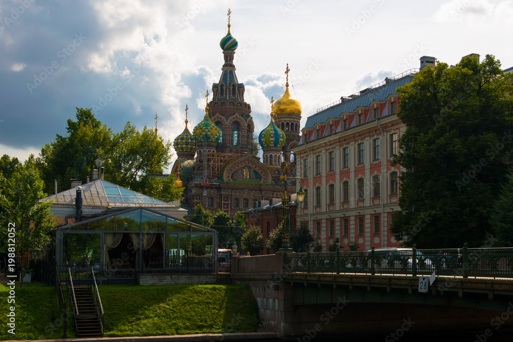 Obraz premium St Petersburg, Russia - Cathedral of Our Savior on Spilled Blood - closeup of domes and architecture details