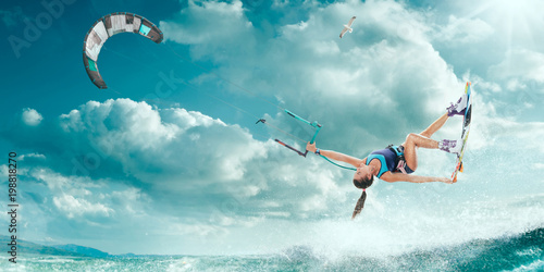 kitesurfing © VIAR PRO studio
