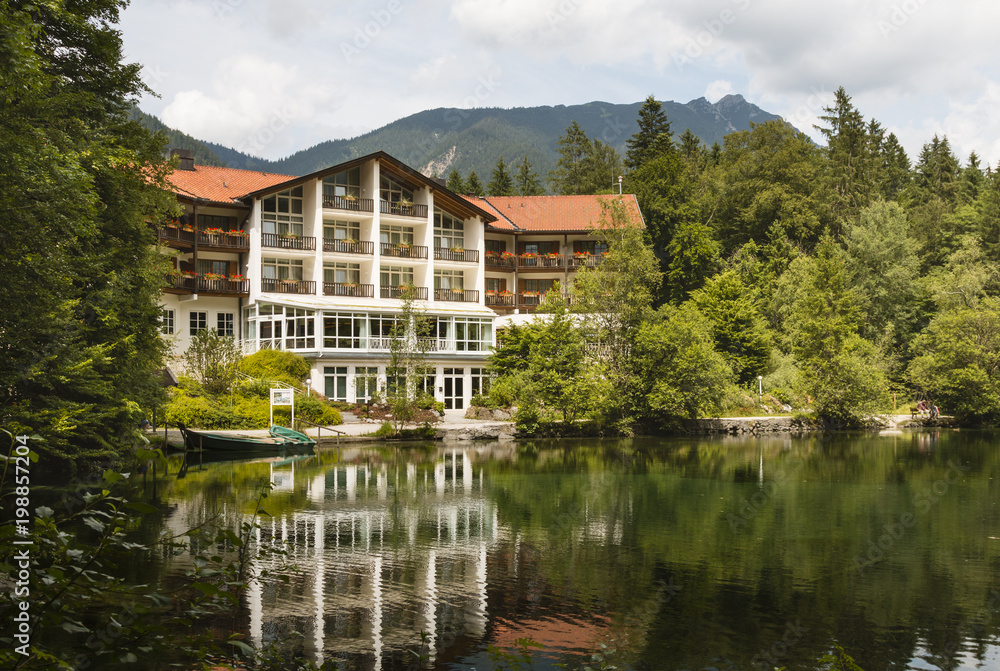 Obraz premium Hotel at Lake Badersee, Germany