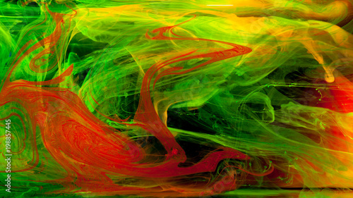 Abstrakcja mieszanki wielokolorowe farby w wodzie na czarnym tle
