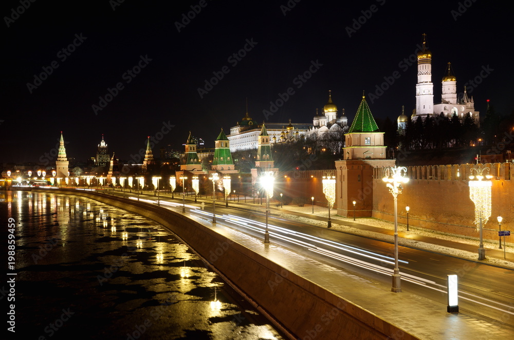 Night view of Moscow Kremlin and Kremlin embankment from Big Moskvoretsky bridge, Moscow, Russia