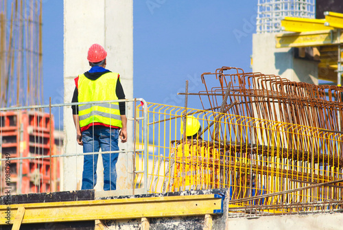 Supervisor and workers at the reconstruction area © Geza Farkas