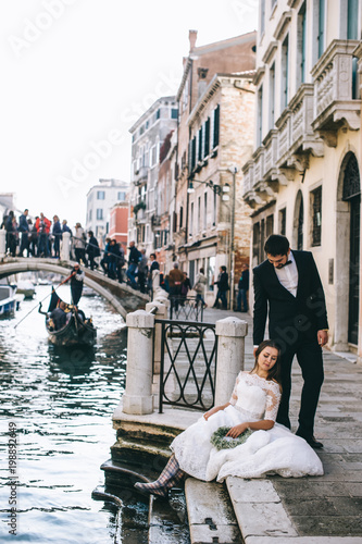 beautiful wedding couple in Venice © jul14ka