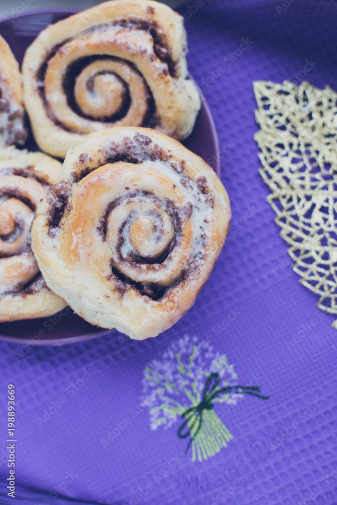 Fototapeta premium Homemade brioche cinnabons