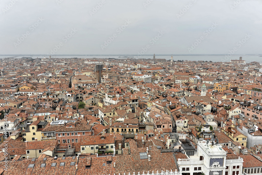 Aussicht vom Campanile auf den Markusplatz, Venedig, Venetien, Italien, Europa
