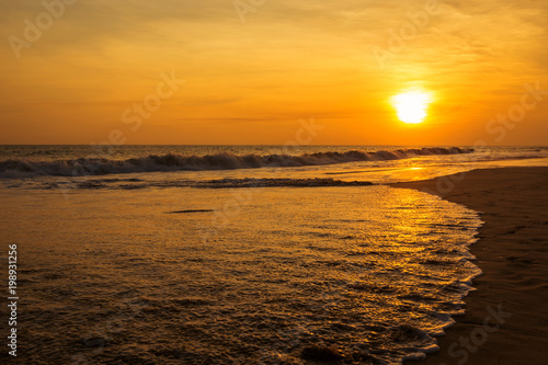 Fototapeta Naklejka Na Ścianę i Meble -  Landscape of sunset on the beach
