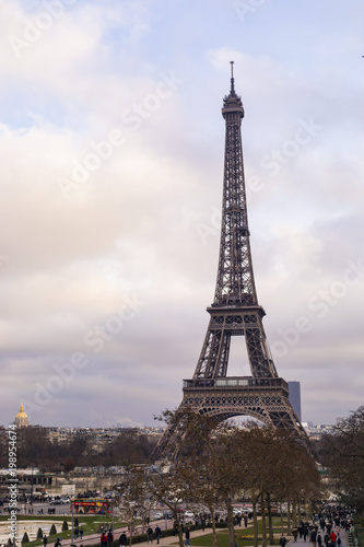 Fototapeta Naklejka Na Ścianę i Meble -  Eiffel Tower In The City Of Paris