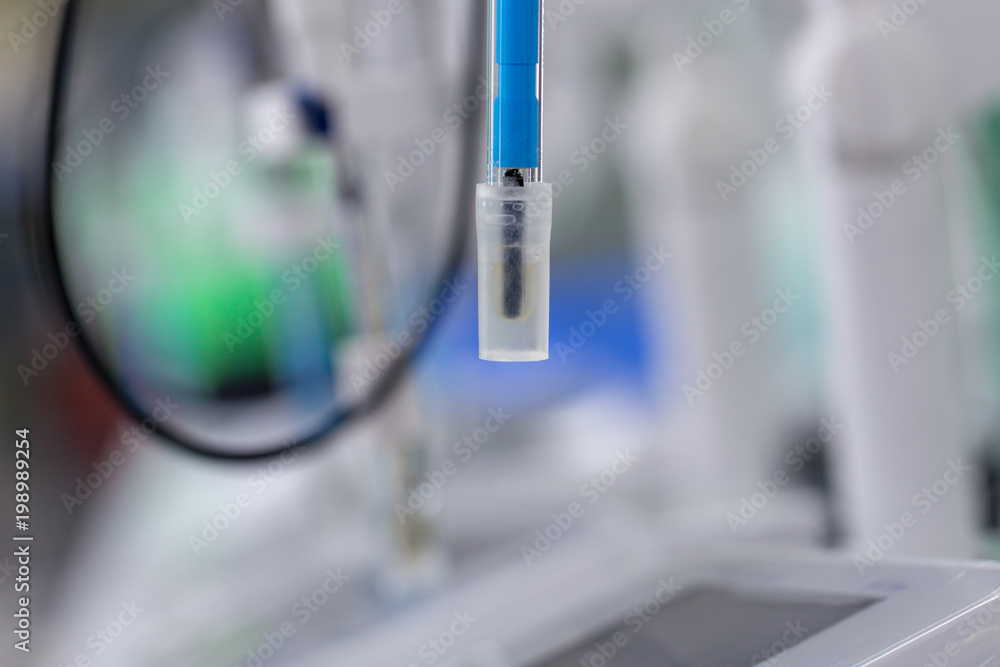 Reference electrode (pH) and Experiment chemical in Lab. Reference electrode (pH) and Experiment chemical in Lab.