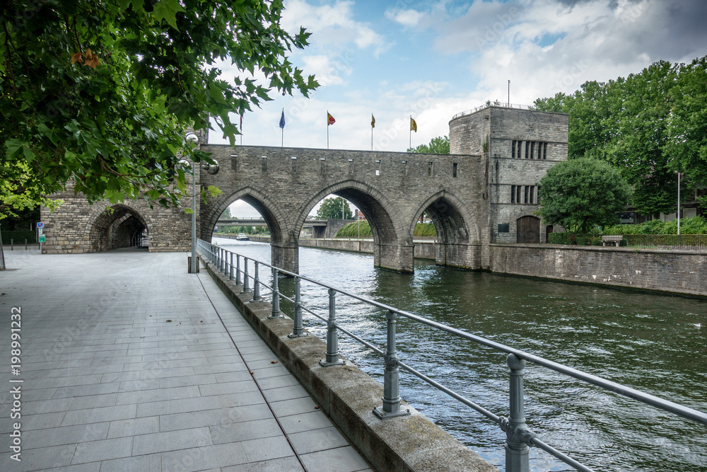 Pont des Trous