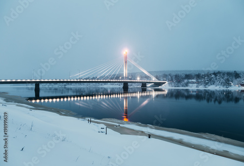 Foto Bridge over Kemijoki at Rovaniemi