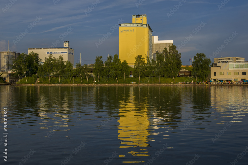  ships and commercials of the Rhine River.