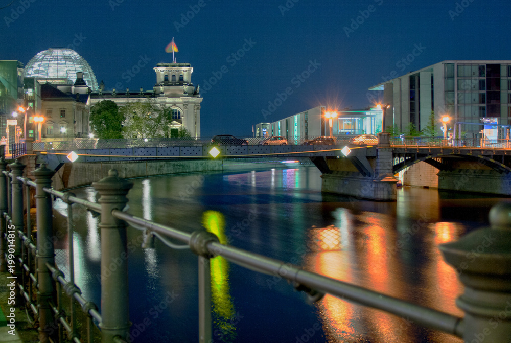 Berlin w nocy