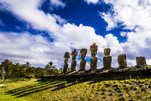 Playa de Anakena con sus Moais de Ahu Nau Nau, uno de los lugares más hermosos de Isla de Pascua y su cultura Rapa Nui